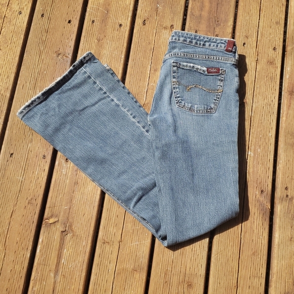 Silver Jeans- size 28 - Picture 1 of 6